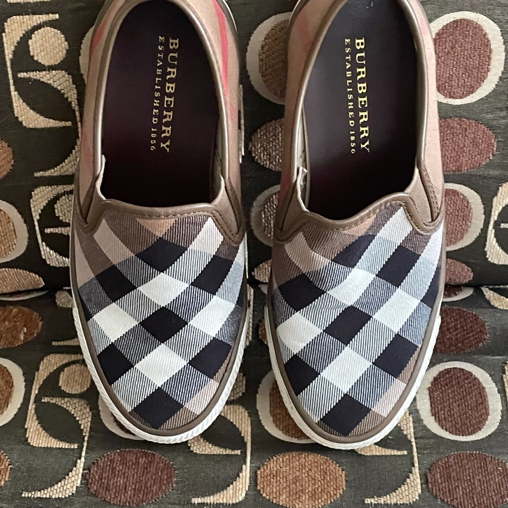 Burberry NovaCheck Women’s Boatshoe